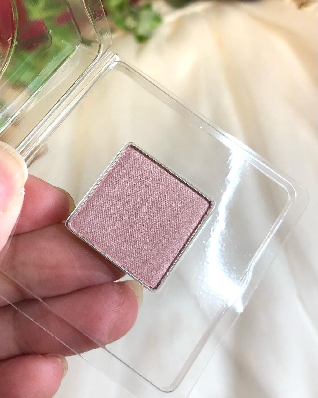 ナチュラルアイカラー/ルアモ/単色アイシャドウを使ったクチコミ（2枚目）