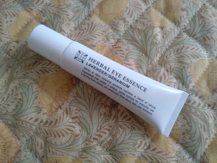 ハーバルアイエッセンス ラベンダー/ゼラニウム/MARKS&WEB/アイケア・アイクリームを使ったクチコミ(1枚目)