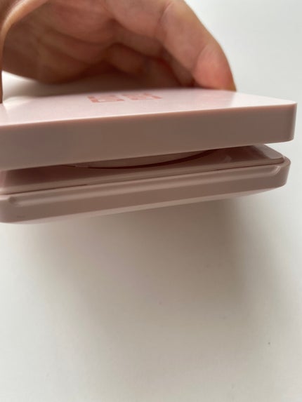 MINT (care life) on LIPS 「●SHEIN購入品メイク用パフ●5枚入●ケース付き●178円G..」(7枚目)