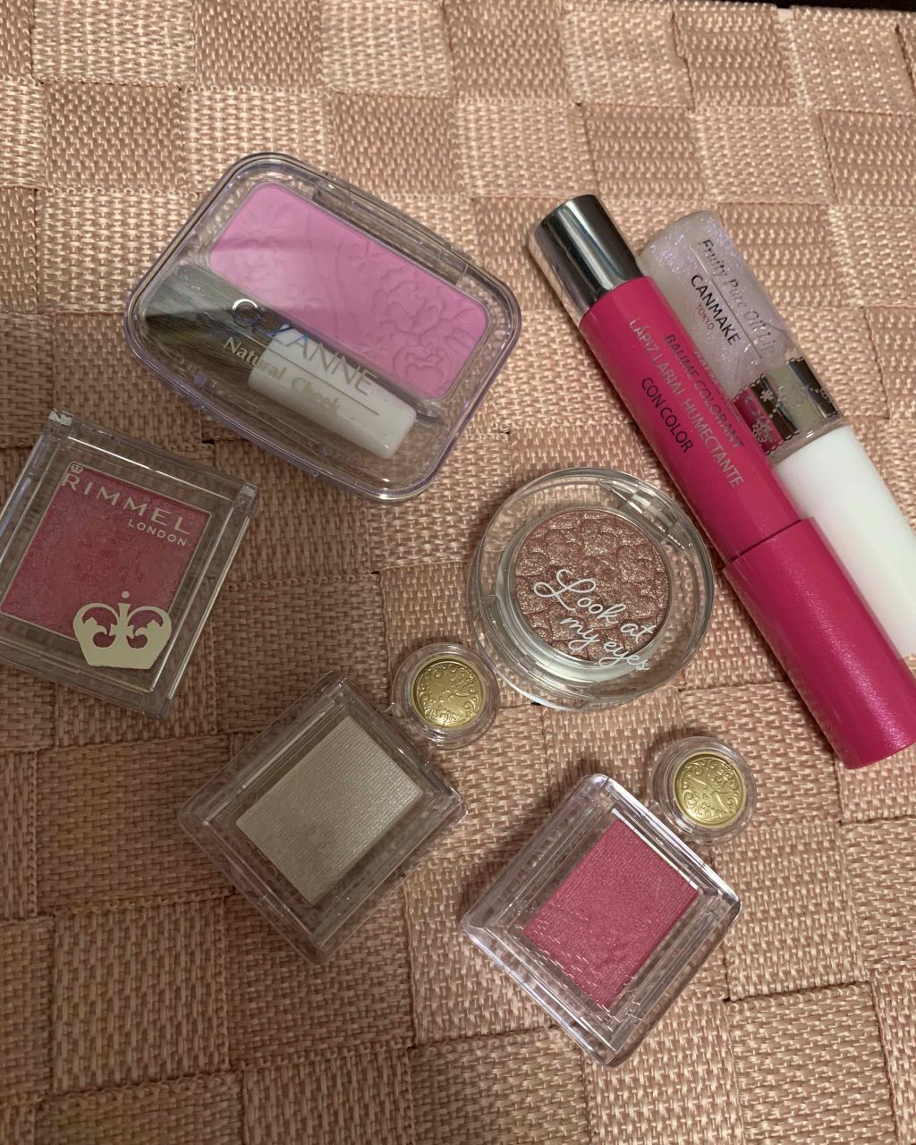 ルックアット マイアイジュエル/ETUDE/単色アイシャドウを使ったクチコミ（1枚目）