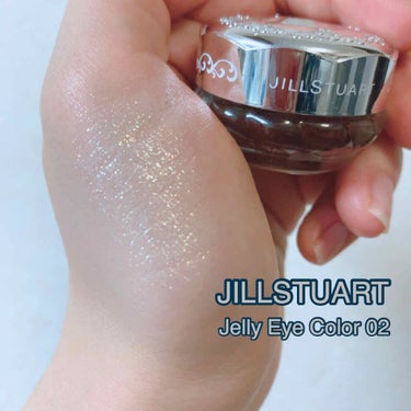 **JILLSTUART Jelly eye color**
　　　　　　　　　　¥2200+tax

こんにちは！ましゅるなです！

本日は、おすすめのラメアイシャドウの紹介です！

デパコスですが、