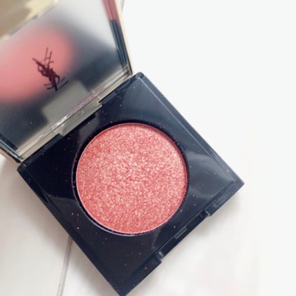 シークインクラッシュ/YVES SAINT LAURENT BEAUTE/単色アイシャドウを使ったクチコミ(2枚目)