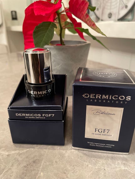 FGF7 ãšã€ãžã³ã°ã¢ã³ãã«/DERMICOS/çŸå®¹æ¶²ã䜿ã£ãã¯ãã³ãïŒ1æç®ïŒ