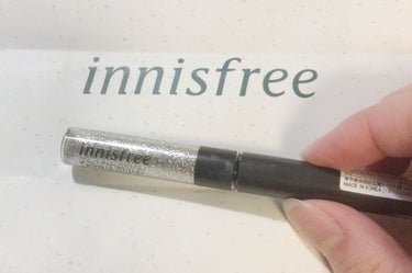 トゥインクル グリッター/innisfree/リキッドアイライナーを使ったクチコミ（2枚目）