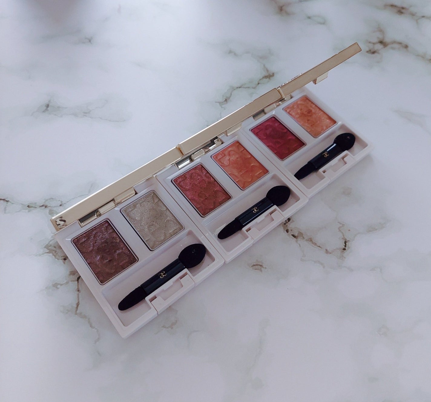 エレガンス エタンセル アルモニーアイズ/Elégance/アイシャドウパレットを使ったクチコミ(2枚目)