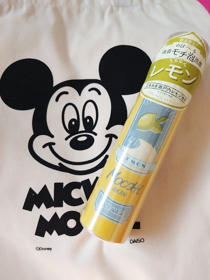 モッチスキン吸着泡洗顔FL(レモン)/MoccHi SKIN/泡洗顔を使ったクチコミ(1枚目)