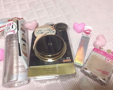 今日のお出かけで買った子達です♡
AREEというコスメやスキンケア用品、ヘアケア用品などが置いてあるバラエティショップ？で購入しました！！
どの子もなるべく近いうちに紹介出来たらと思います😊
特にミシャ