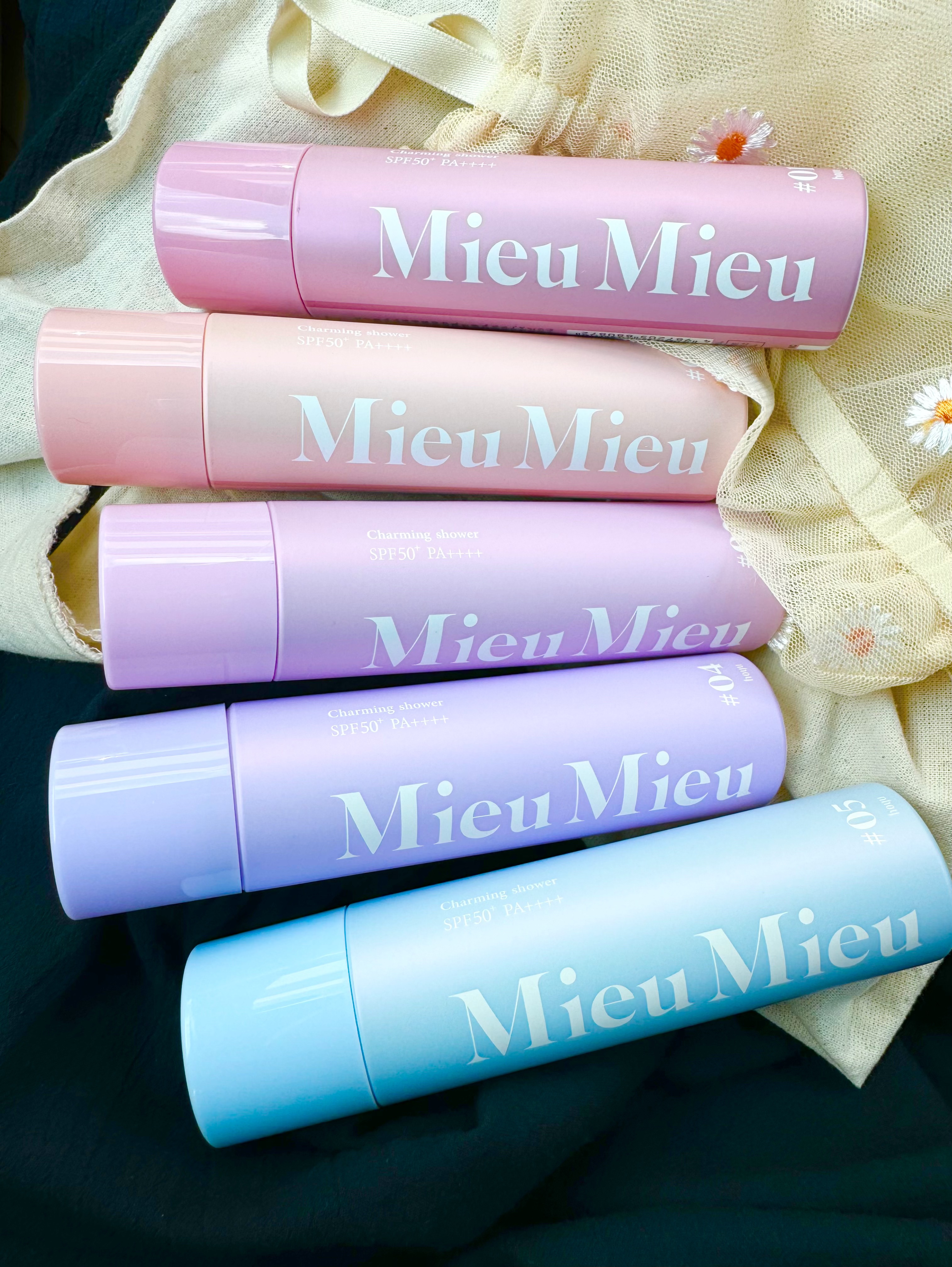 ミュミュ チャーミングシャワー/MieuMieu/ヘアミストを使ったクチコミ（1枚目）