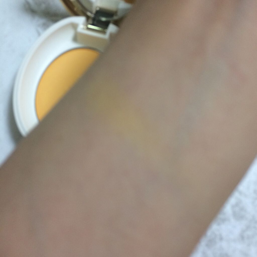 プレスト チークカラー N 15 Bouton d’or/レ・メルヴェイユーズ ラデュレ/パウダーチークを使ったクチコミ（2枚目）