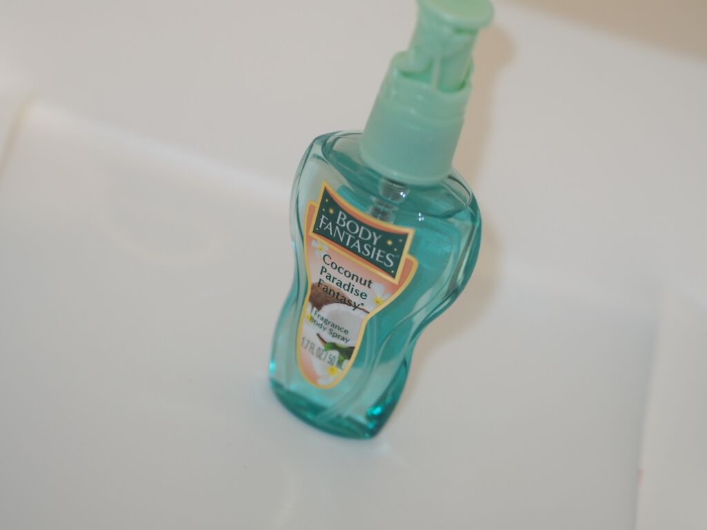 ボディスプレー ココナッツパラダイス/ボディファンタジー/香水(レディース)を使ったクチコミ（1枚目）