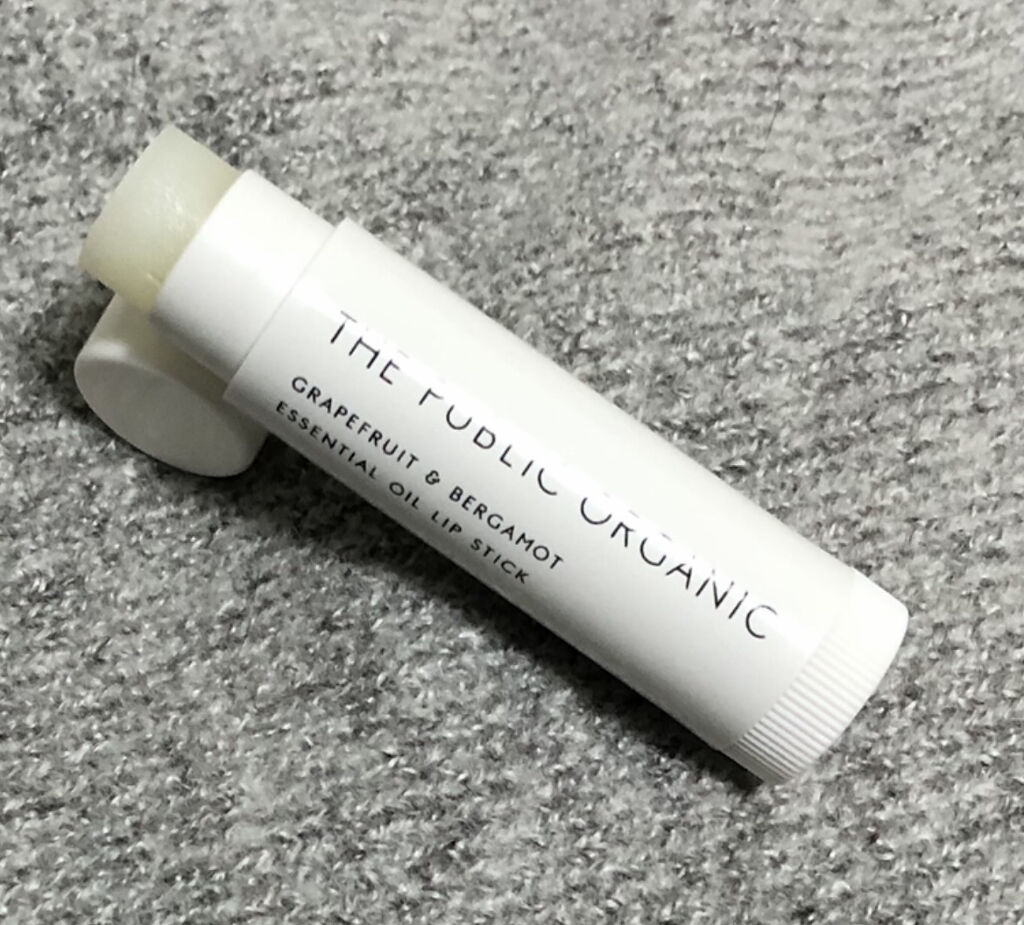 オーガニック認証 精油リップスティック スーパーポジティブ ライズ/THE PUBLIC ORGANIC/リップクリームを使ったクチコミ（2枚目）