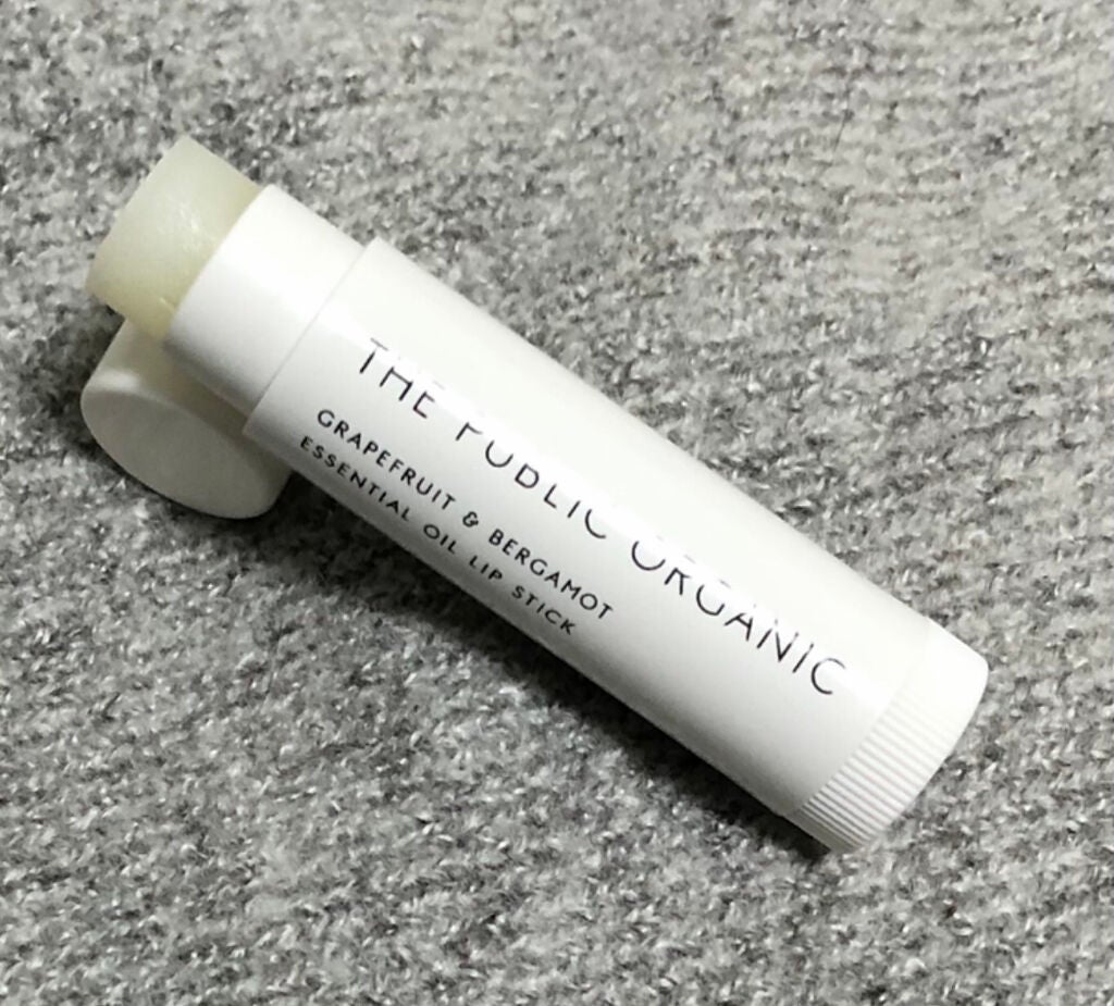 オーガニック認証 精油リップスティック スーパーポジティブ ライズ/THE PUBLIC ORGANIC/リップクリームを使ったクチコミ(2枚目)
