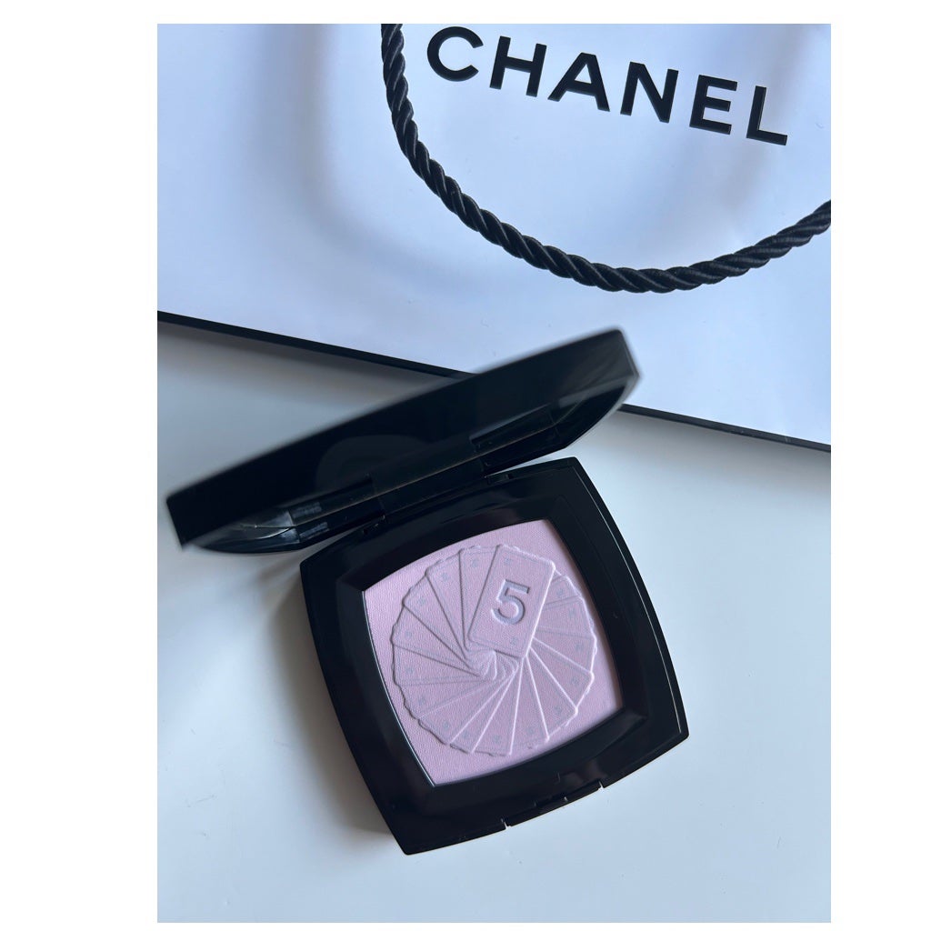 CHANELシャネル レタロットドゥシャネル ラヴェンダ 限定パウダーチーク】レ タロット ドゥ シャネル |CHANELの