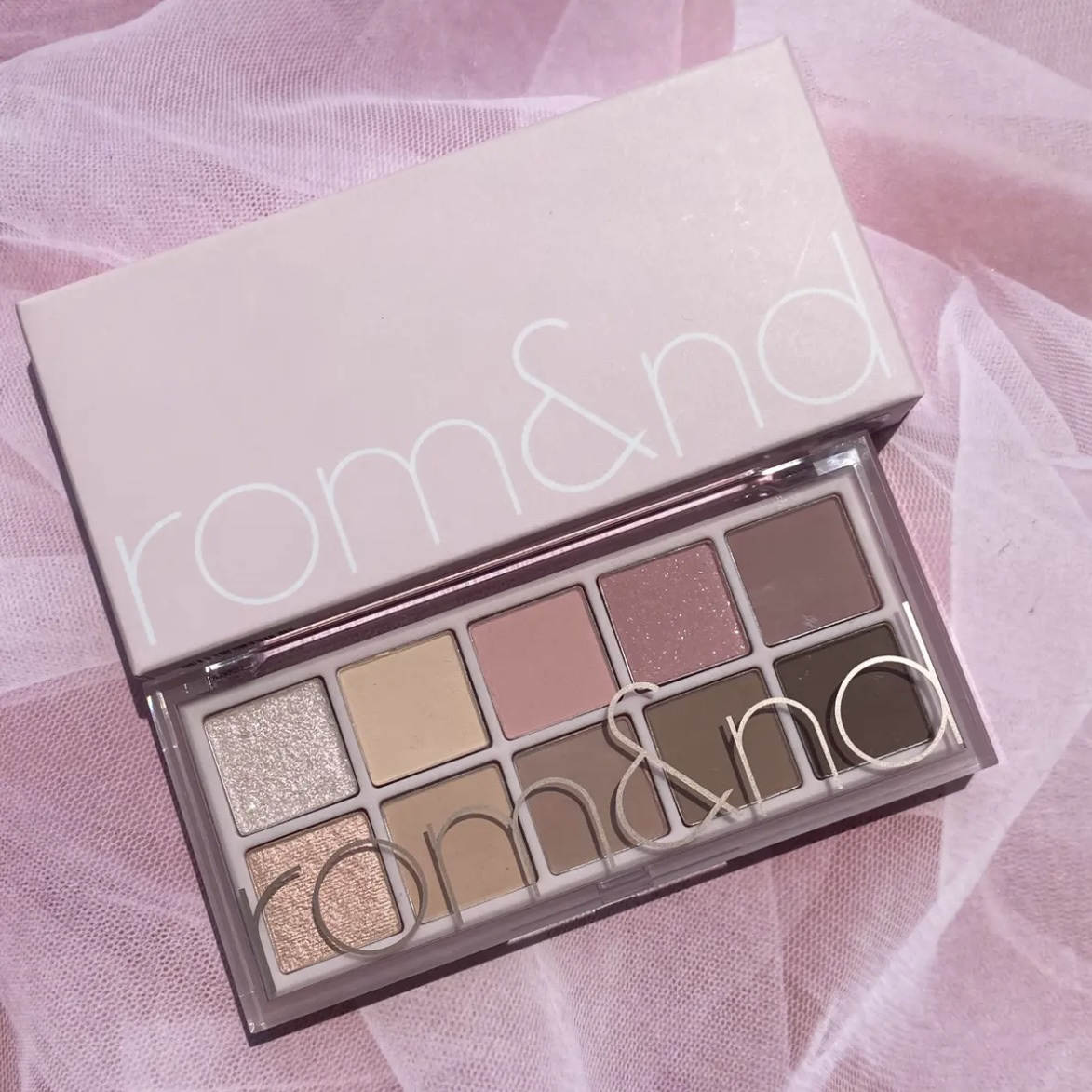 ベターザンパレット 06 ピオニーヌードガーデン(PEONY NUDE GARDEN)/rom&nd/アイシャドウパレットを使ったクチコミ（2枚目）