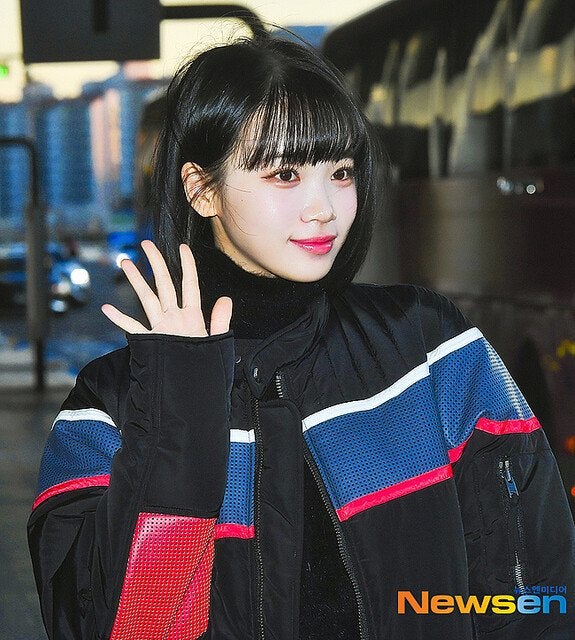 なの on LIPS 「即効性アリ!小顔になれる方法✨今日はチェウォンちゃんみたいな小..」(2枚目)