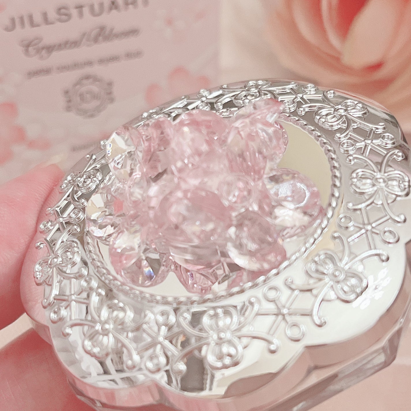 ジルスチュアート クリスタルブルーム ペタルクチュールアイズ デュオ/JILL STUART/アイシャドウパレットを使ったクチコミ(4枚目)