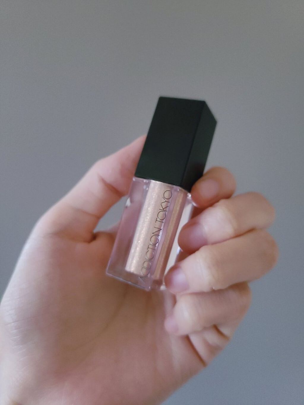 ザ リキッド アイシャドウ　ウルトラスパークル/ADDICTION/リキッドアイシャドウを使ったクチコミ（1枚目）