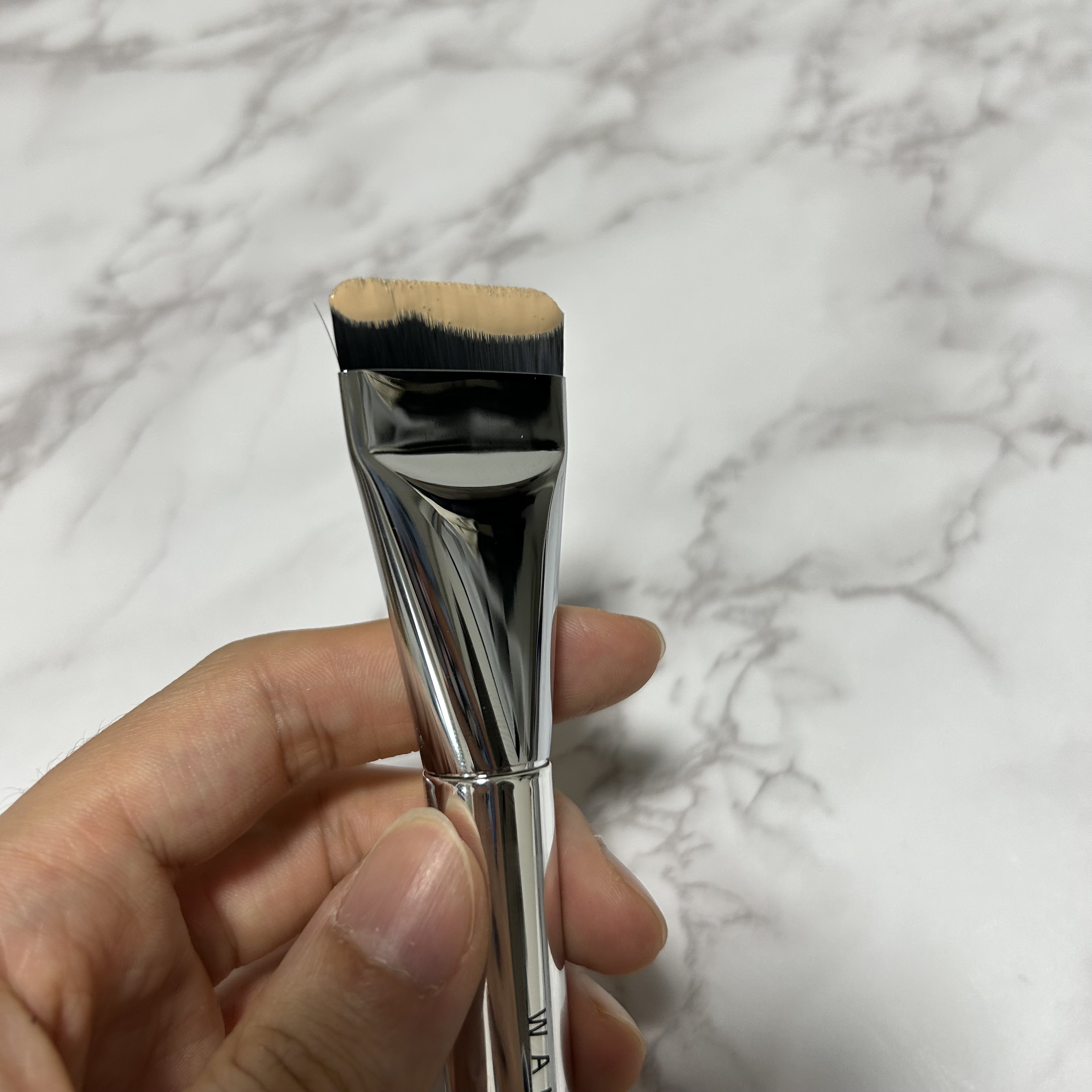 ウォーターグロウコーティングファンデーション/wakemake/リキッドファンデーションを使ったクチコミ（3枚目）