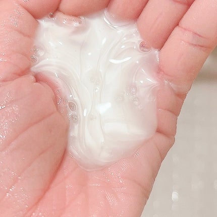 MEDICUBE イソフラボンLPPシルクシャンプーのクチコミ「\髪を褒められたよ!/
♡ ••┈┈┈┈┈┈┈┈•• ♡
medicube
イソフラ.....」(2枚目)