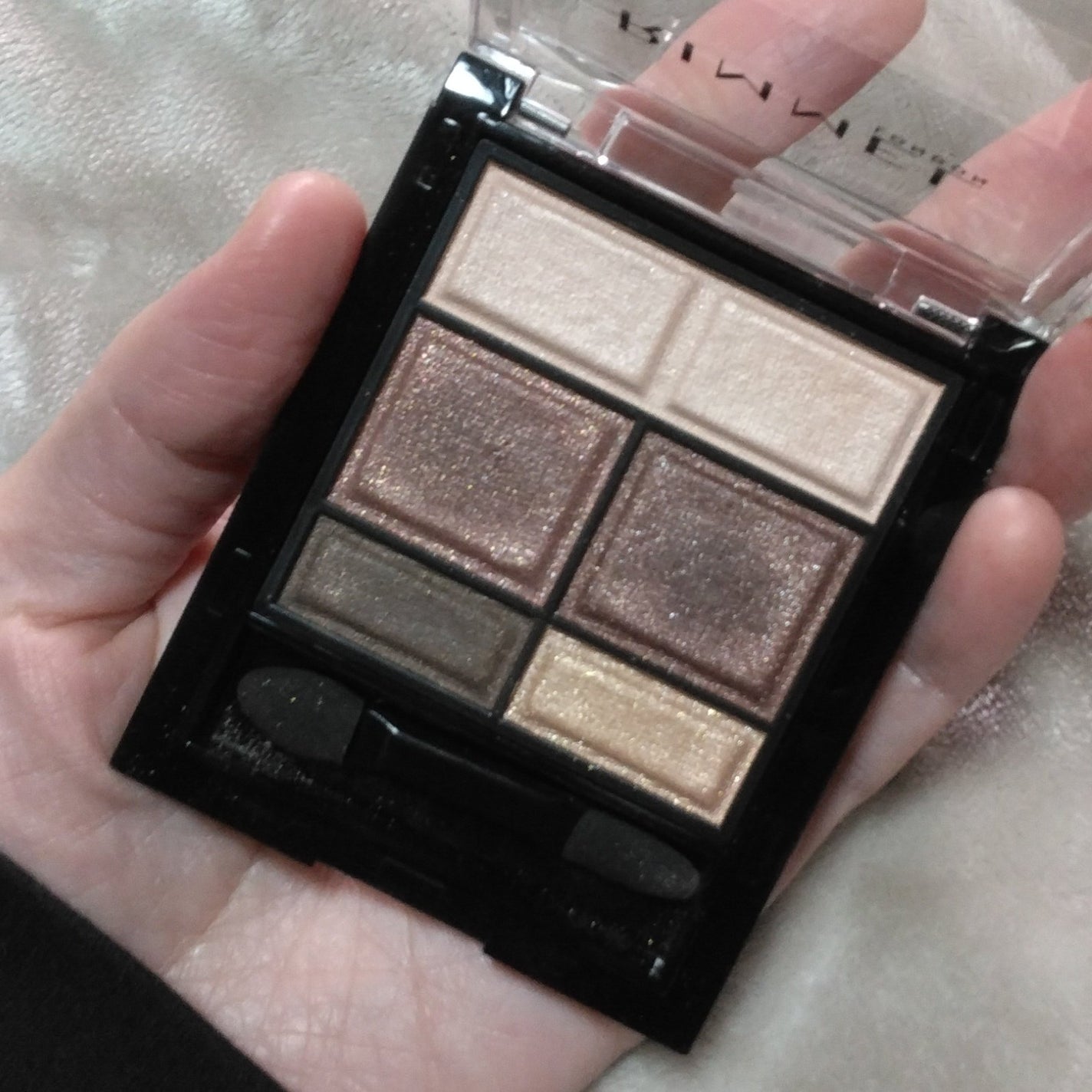 ワンダー スウィート アイシャドウ/リンメル ロンドン/アイシャドウパレットを使ったクチコミ(2枚目)