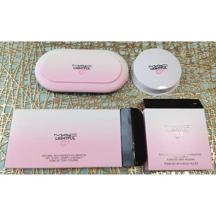 ライトフル C3 ナチュラル シルク パウダーファンデーション/M・A・C/パウダーファンデーションを使ったクチコミ(4枚目)