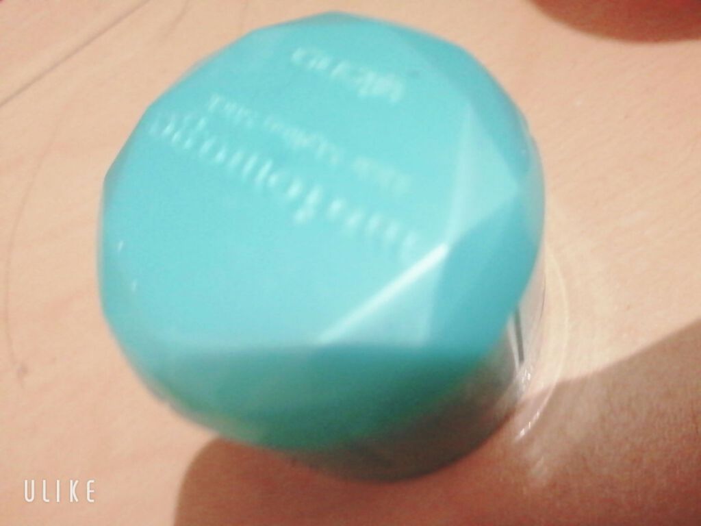 yumi on LIPS 「マトメージュのヘアスタイリングスティックすごく使える!!!!!..」(1枚目)