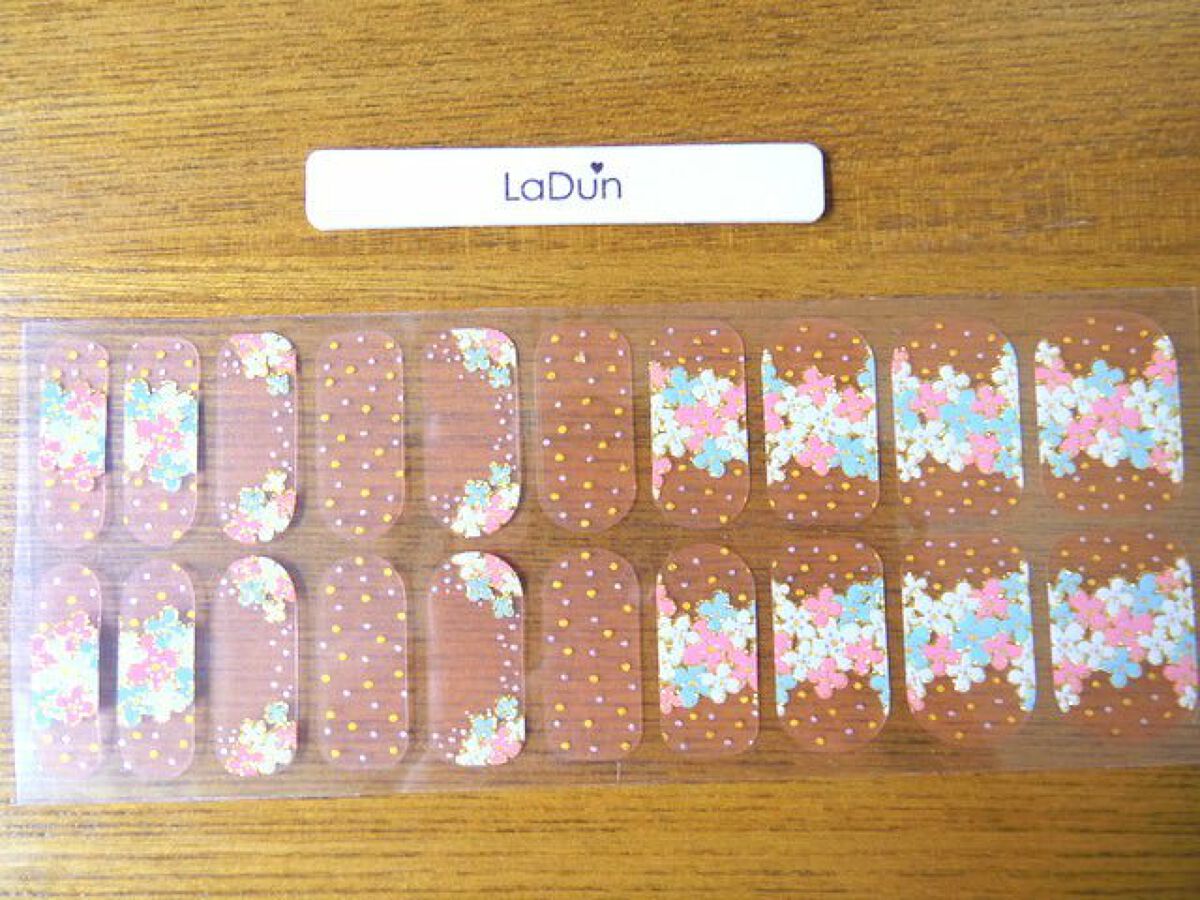 ジェルネイルシール/LaDun(ラドュン)/その他を使ったクチコミ(2枚目)