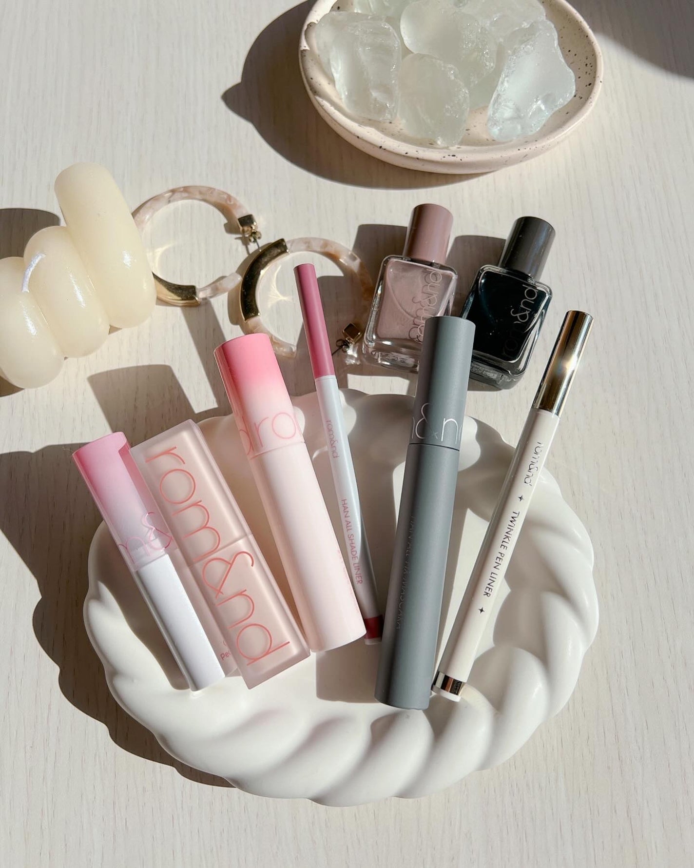 ジューシーラスティングティント/rom&nd/リップティントを使ったクチコミ(9枚目)