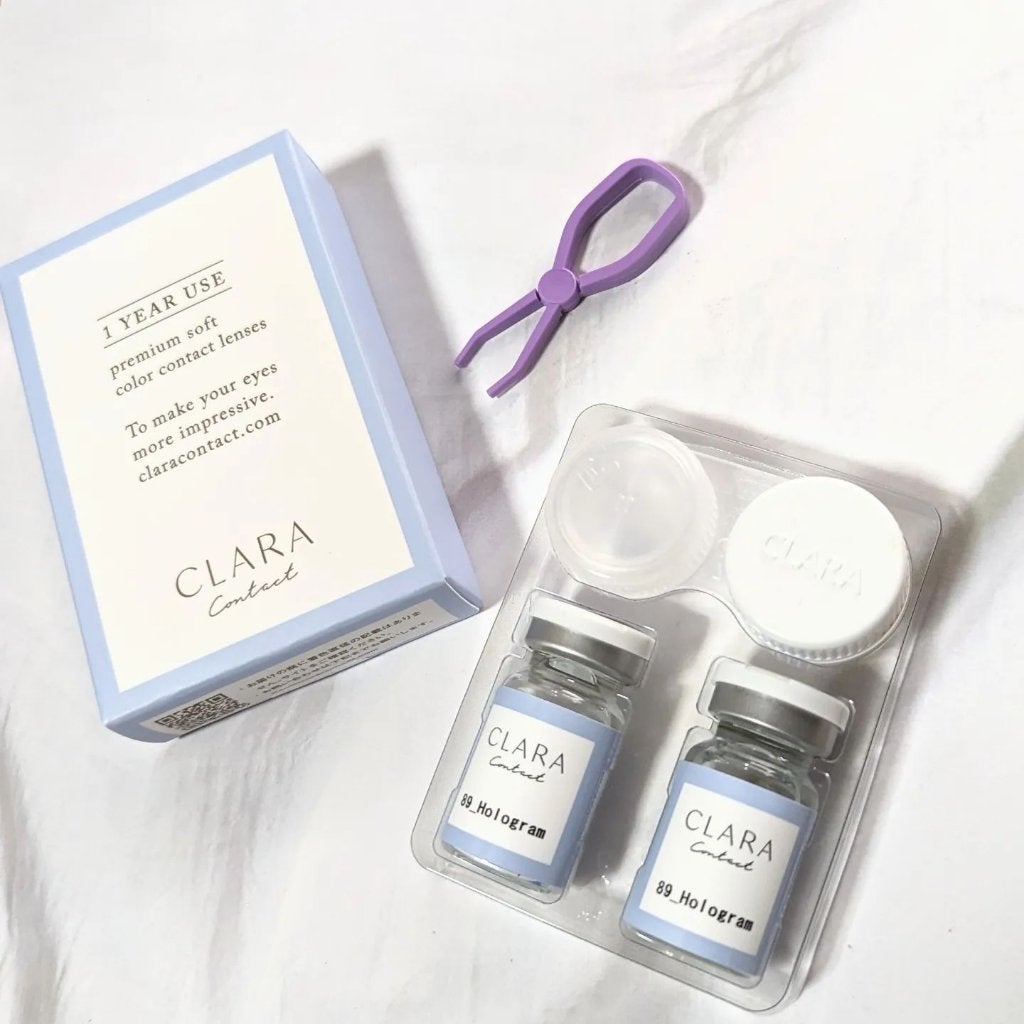 mana akashi on LIPS 「芸術的なカラコン見つけた🩵@claracontactの..」(4枚目)