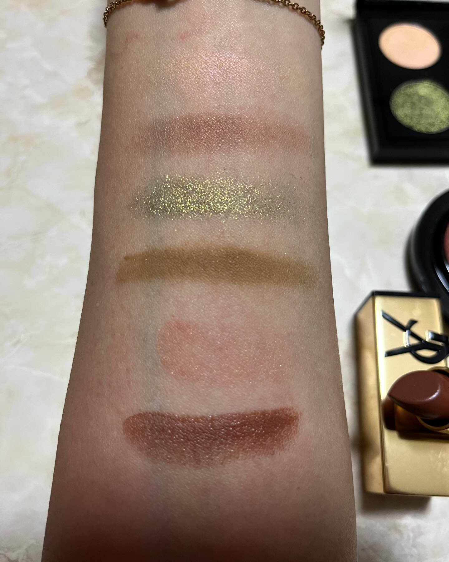 ルージュ ピュールクチュール N11/YVES SAINT LAURENT BEAUTE/口紅を使ったクチコミ（2枚目）