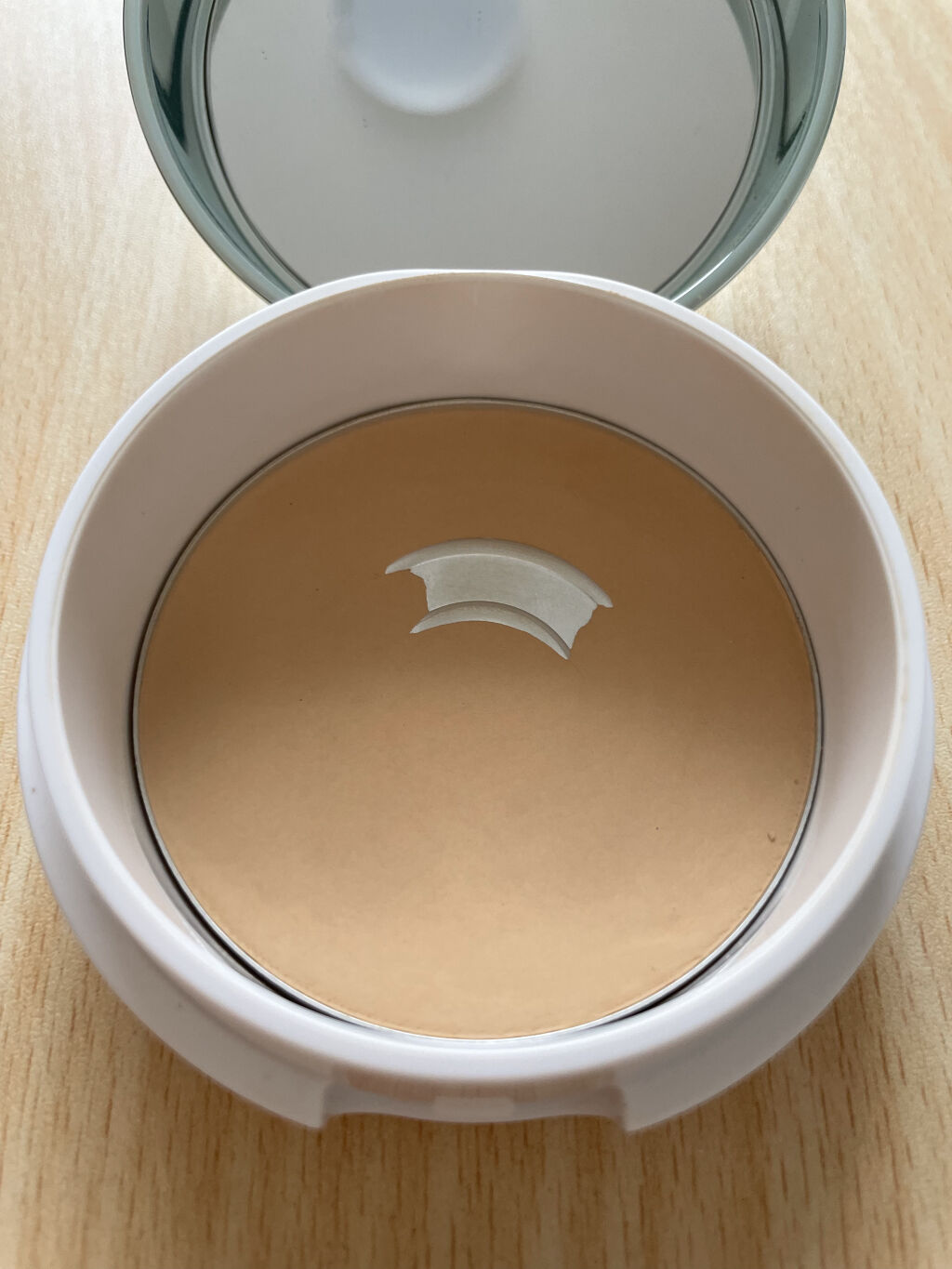 クリアラスト フェイスパウダー N 薬用オークル/クリアラスト/プレストパウダーを使ったクチコミ（1枚目）