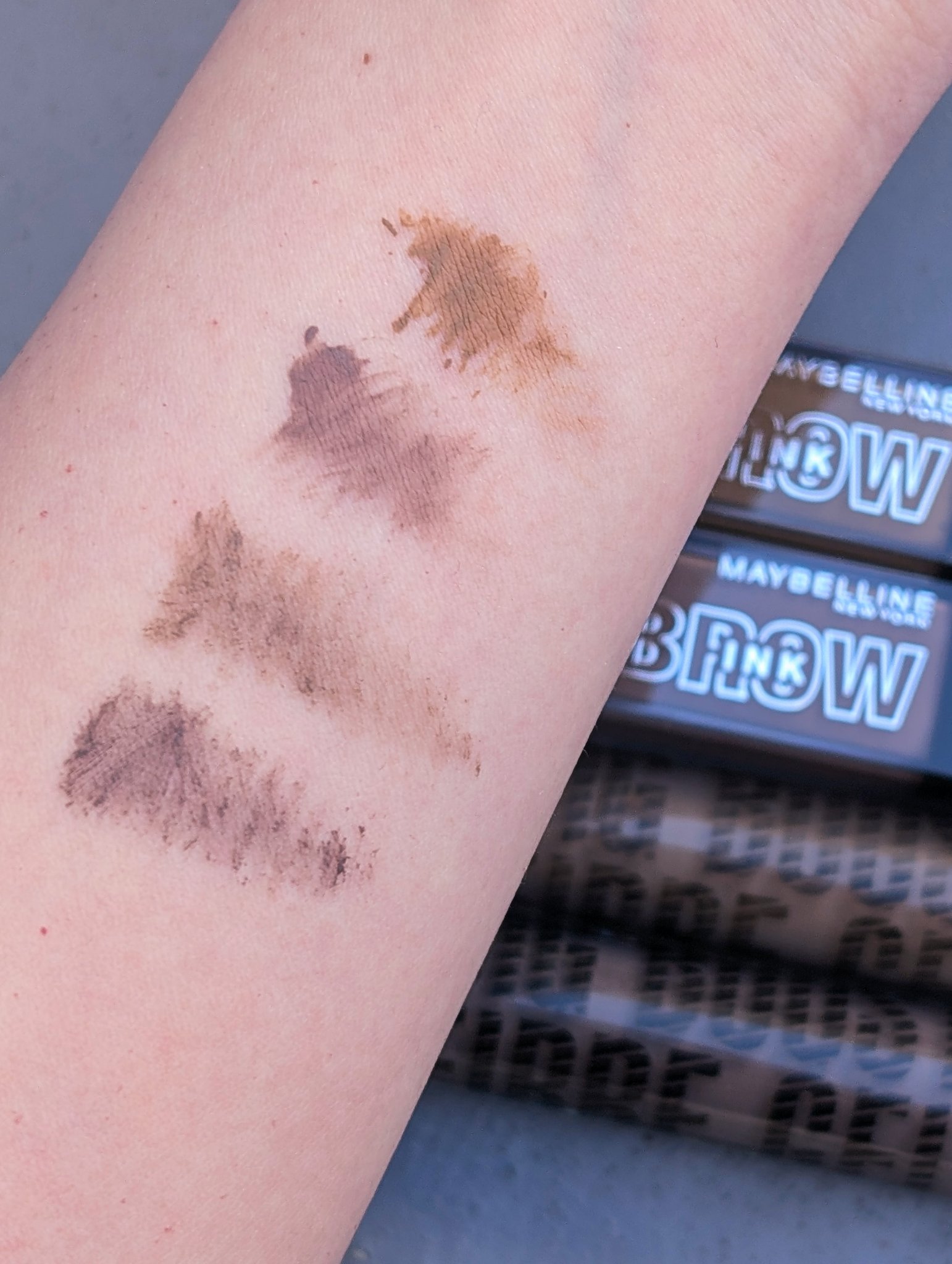 アイブロウ ビッグ ブースト ファイバー ジェル フリング/M・A・C/眉マスカラを使ったクチコミ（1枚目）