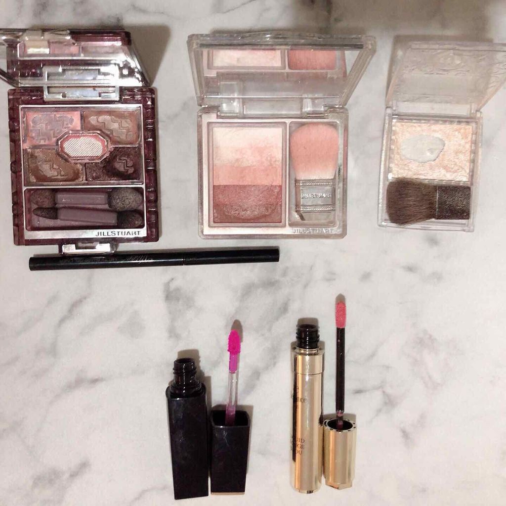 ブルーミングデュー オイルインブラッシュ/JILL STUART/パウダーチークを使ったクチコミ（1枚目）