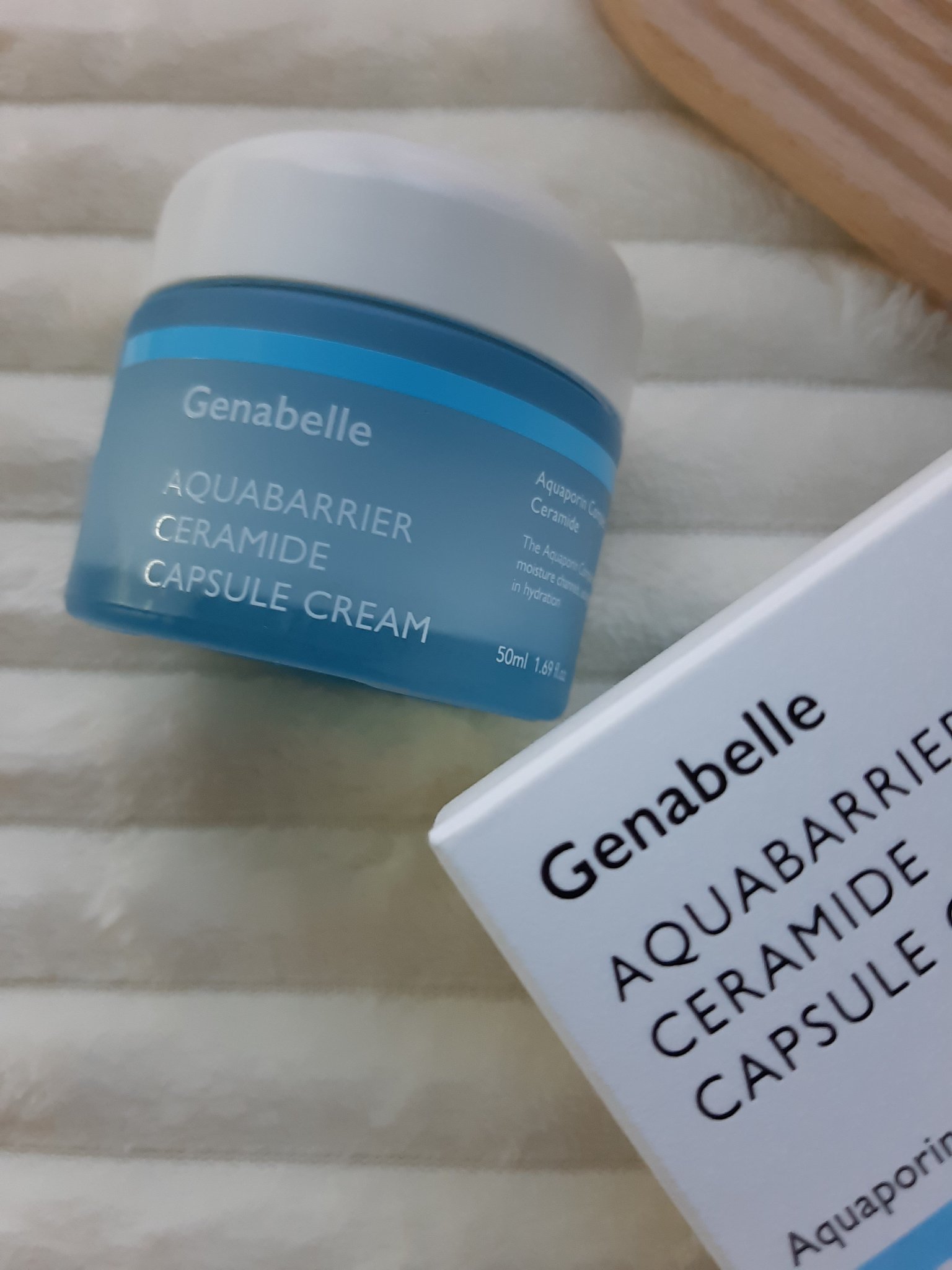 アクアバリアセラミドカプセルクリーム/Genabelle/フェイスクリームを使ったクチコミ（1枚目）