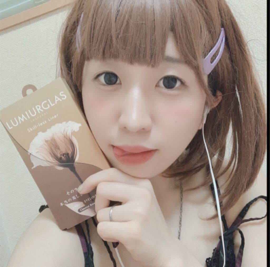 スキルレスライナー/LUMIURGLAS/リキッドアイライナーを使ったクチコミ（3枚目）