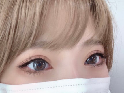 おすし on LIPS 「めちゃくちゃ綺麗なカラコンはっけん💕envieの新色なんやけど..」(2枚目)