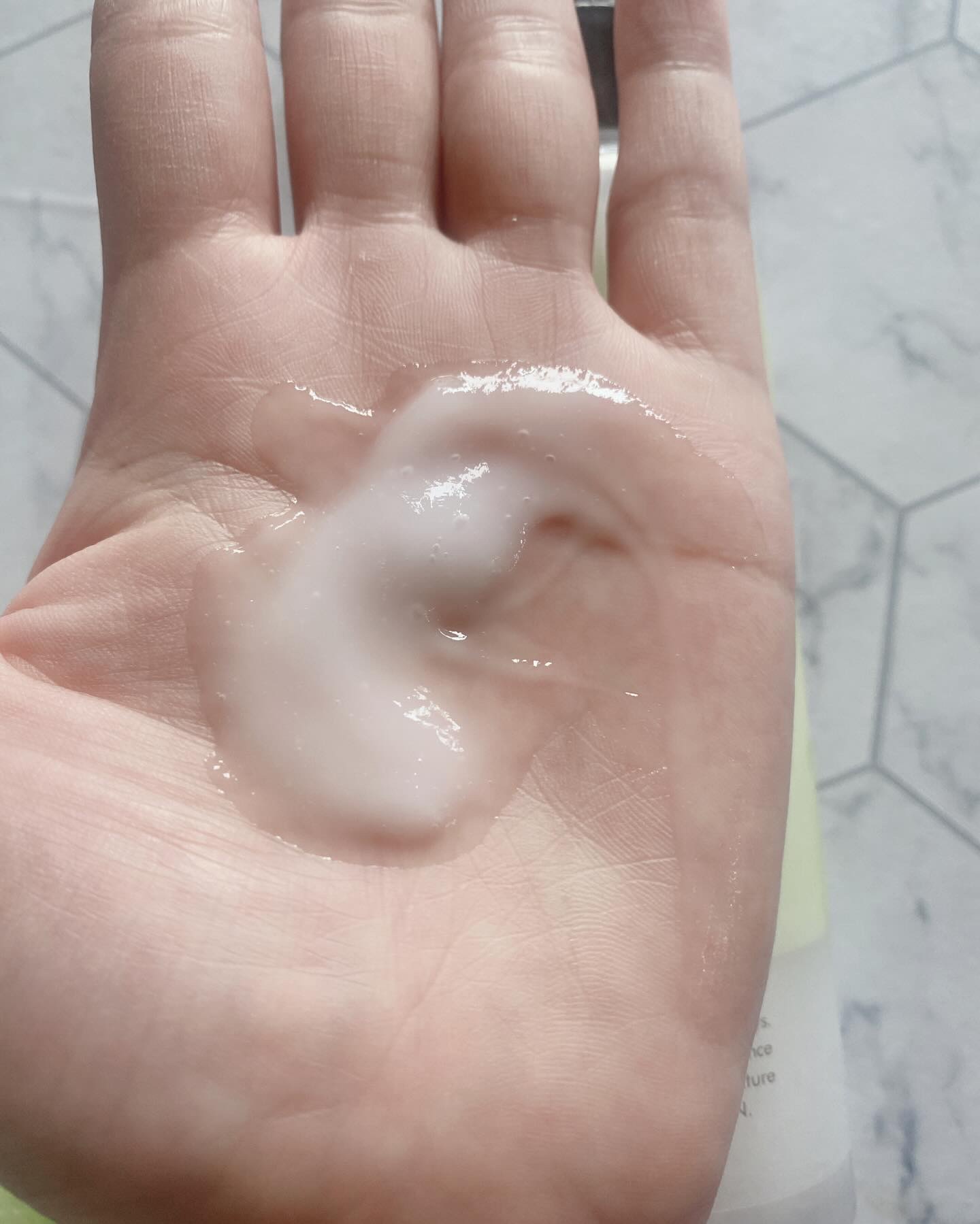 キレイデボーテ　オールインワンジュレ/キレイ・デ・ラボ/オールインワン化粧品を使ったクチコミ（2枚目）