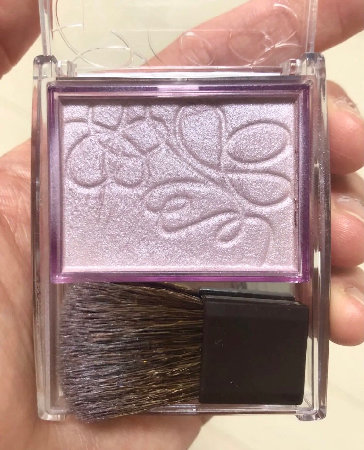 パールグロウニュアンサー/CEZANNE/パウダーハイライトを使ったクチコミ(2枚目)