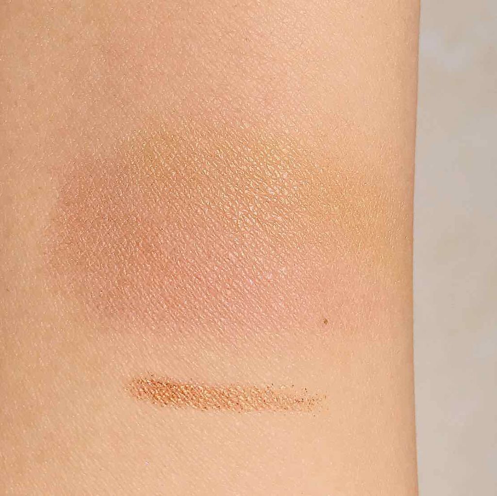 スウィフトシャドウ/rms beauty/単色アイシャドウを使ったクチコミ(4枚目)