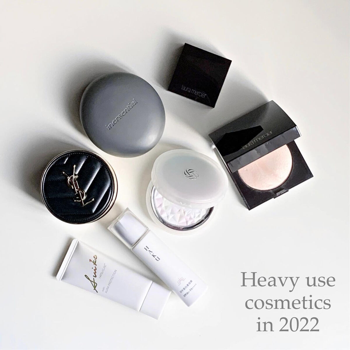 マットラディアンス ベイクドパウダー ハイライト01/ローラ メルシエ/パウダーハイライトを使ったクチコミ（1枚目）