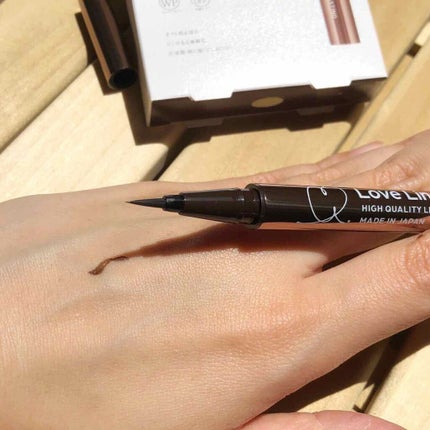 ラブ・ライナー リキッドアイライナーR3/ラブ・ライナー/リキッドアイライナーを使ったクチコミ(2枚目)