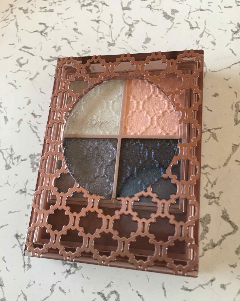 グロッシーリッチ アイズ N/Visée/アイシャドウパレットを使ったクチコミ(1枚目)