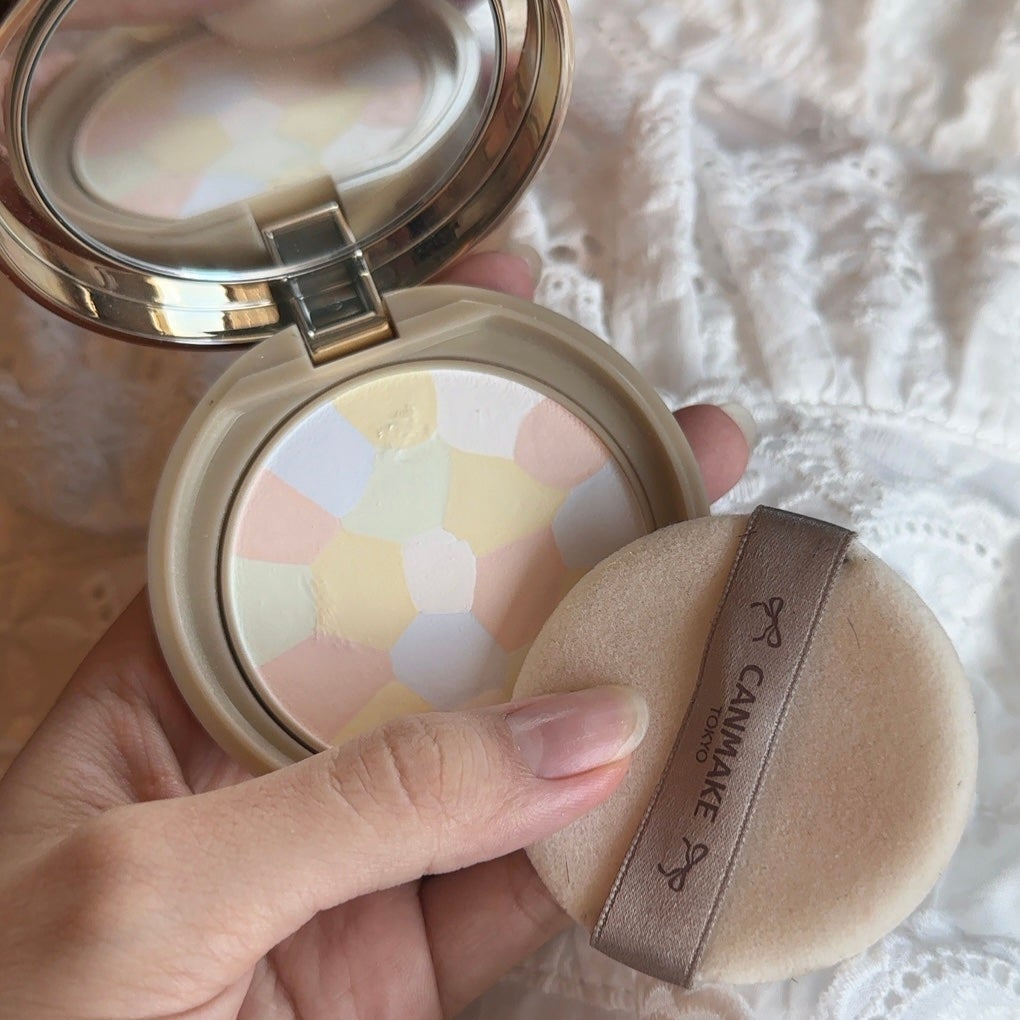 マシュマロフィニッシュパウダー ~Abloom~/キャンメイク/プレストパウダーを使ったクチコミ(3枚目)