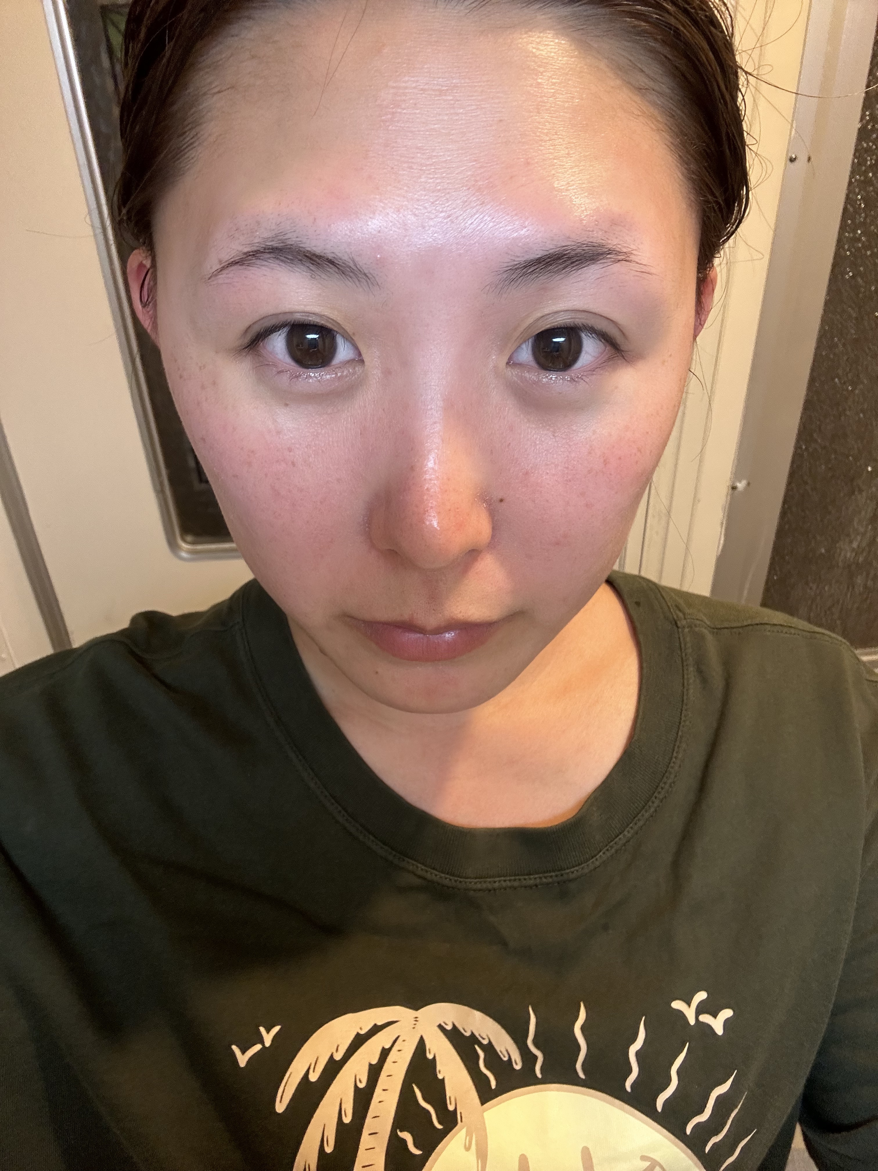 ダルバ ホワイトトリュフファーストスプレーセラム/ダルバ/ミスト状化粧水を使ったクチコミ（3枚目）