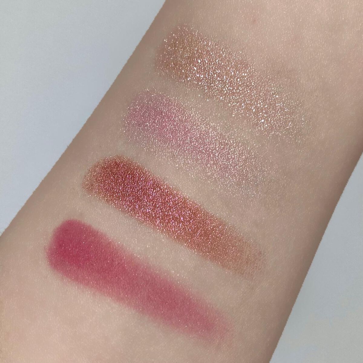 レブロン カラーステイ デイ トゥ ナイト アイシャドウ クアッド/REVLON/アイシャドウパレットを使ったクチコミ(5枚目)