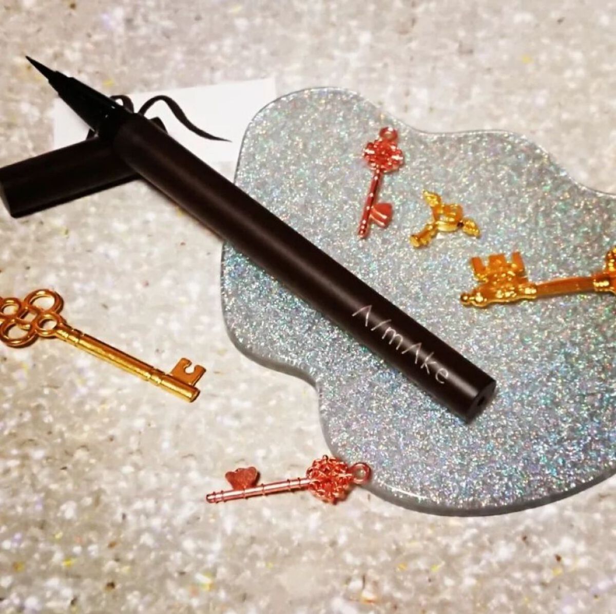 エーメイク マットリキッドアイライナー /A/mAke/リキッドアイライナーを使ったクチコミ(1枚目)