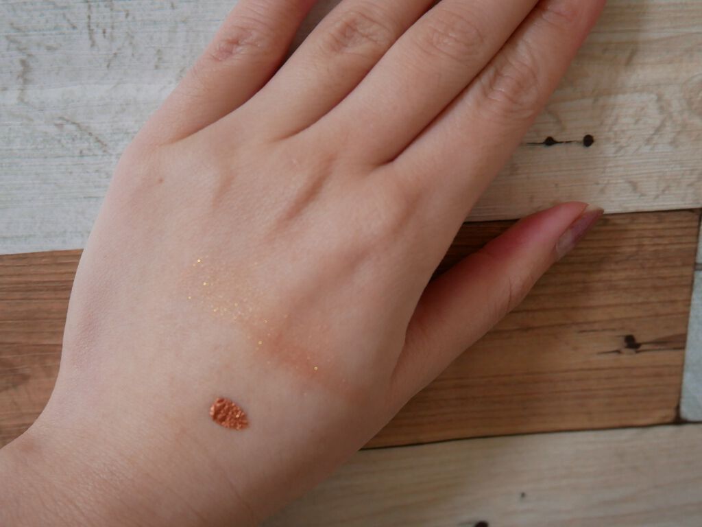 フジコシェイクシャドウ/Fujiko/リキッドアイシャドウを使ったクチコミ(2枚目)