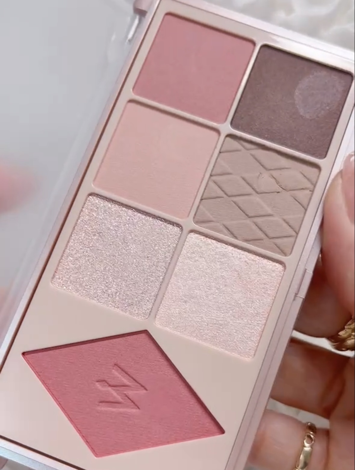 ウォンジョンヨ Ｗ デイリームードアップパレット  04 クライローズ/Wonjungyo/アイシャドウパレットを使ったクチコミ（2枚目）