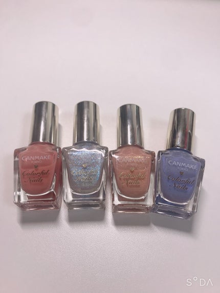 カラフルネイルズ/キャンメイク/マニキュアを使ったクチコミ(2枚目)