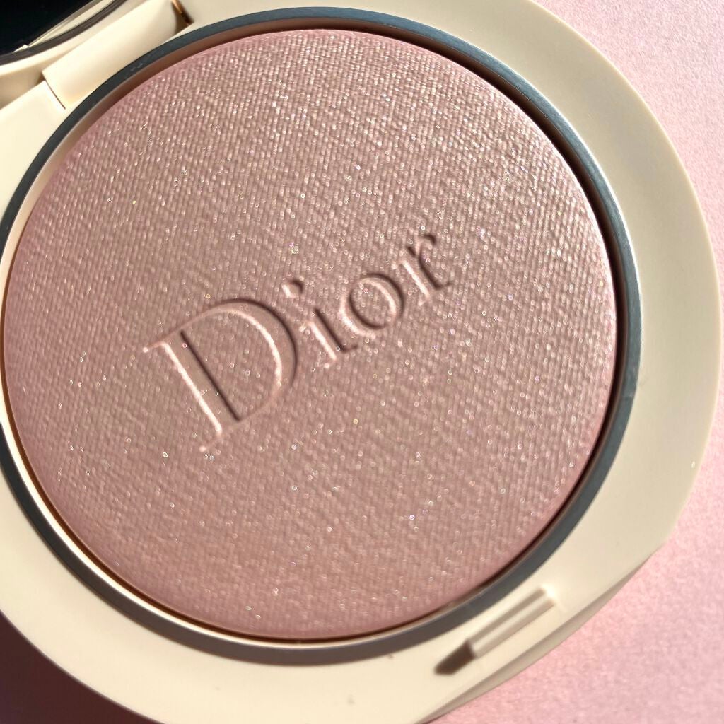 ディオールスキン フォーエヴァー クチュール ルミナイザー/Dior/プレストパウダーを使ったクチコミ(3枚目)